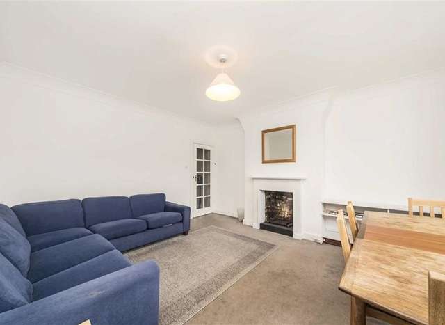 Flat For Sale in Epping Forest, England