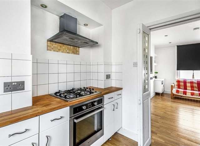 Studio For Sale in London, England