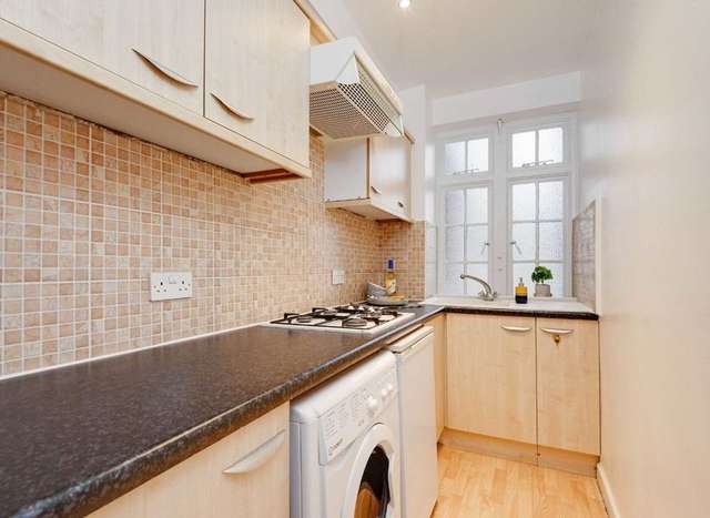 Studio For Sale in City of Westminster, England