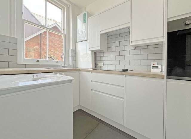 Studio For Sale in London, England