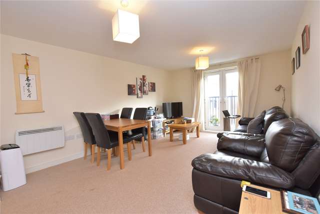 Flat For Sale in Leeds, England