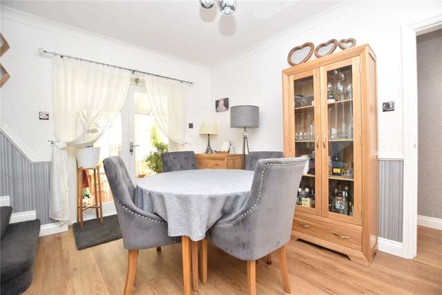 Bungalow For Sale in Leeds, England