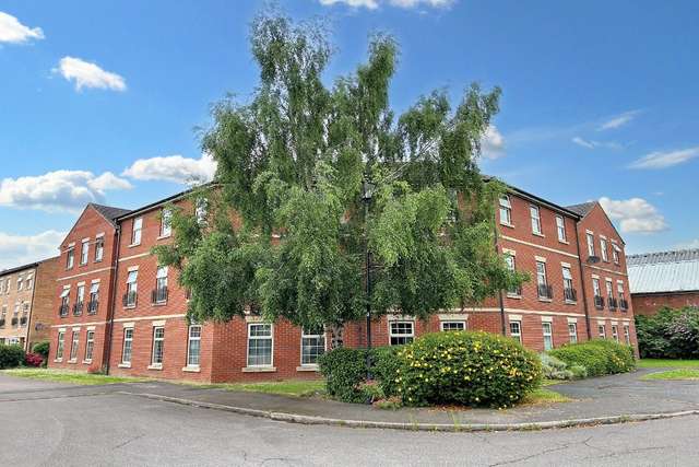 Flat For Sale in Wakefield, England