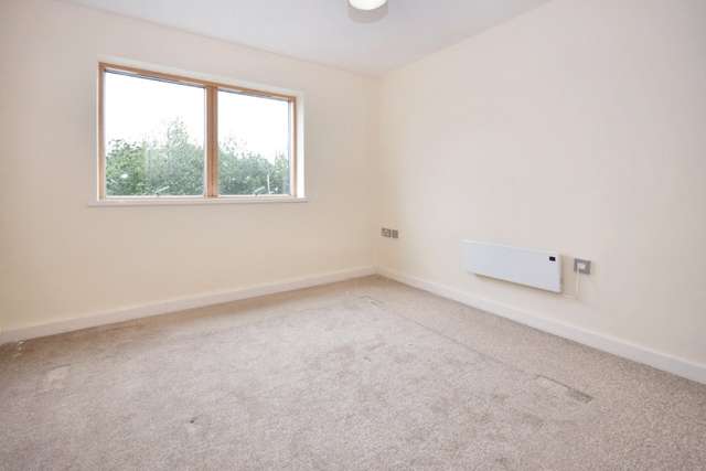 Flat For Sale in Wakefield, England