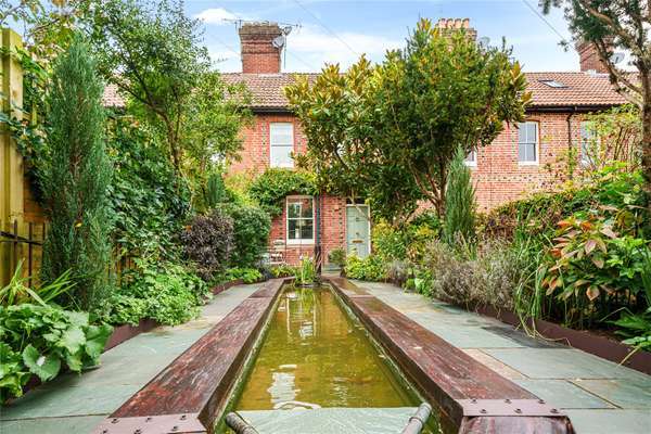 Culverwell Gardens, Winchester, Hampshire, SO23 9JG | Property for sale | Savills