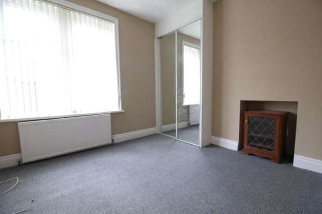 Apartment For Sale in South Tyneside, England