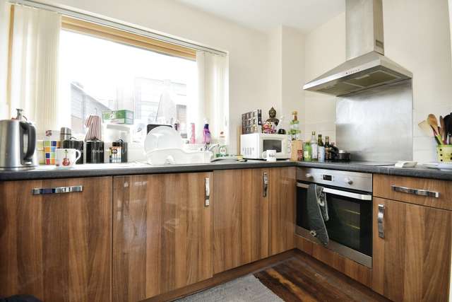 Apartment For Sale in Sheffield, England