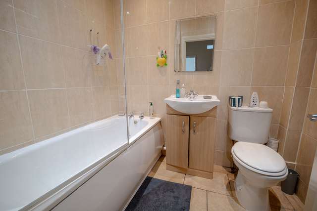 Apartment For Sale in South Tyneside, England