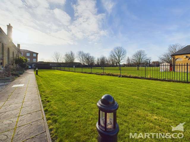 Mews For Sale in Gosport, England