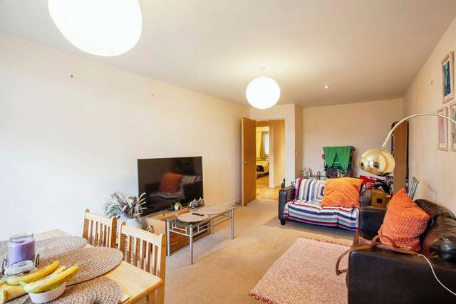 Flat For Sale in Sheffield, England