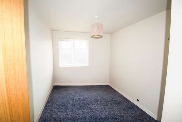 Flat For Sale in Huntington, England