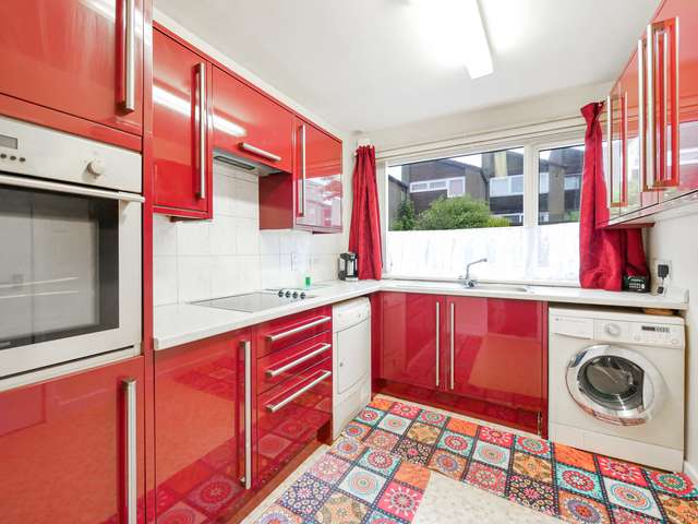 House For Sale in Dundee, Scotland