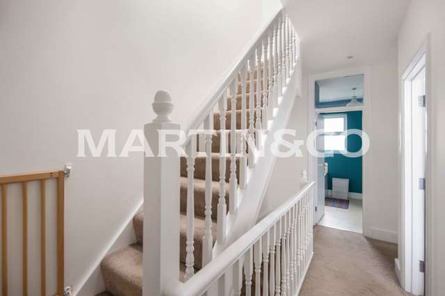 Terraced house For Sale in Epping Forest, England