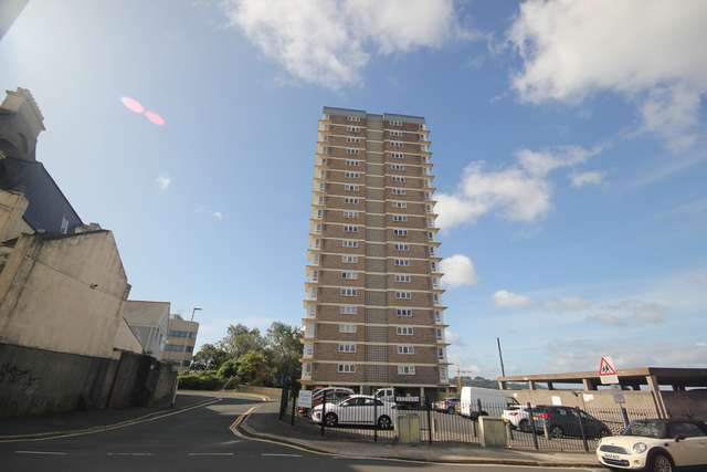 Flat For Sale in Plymouth, England