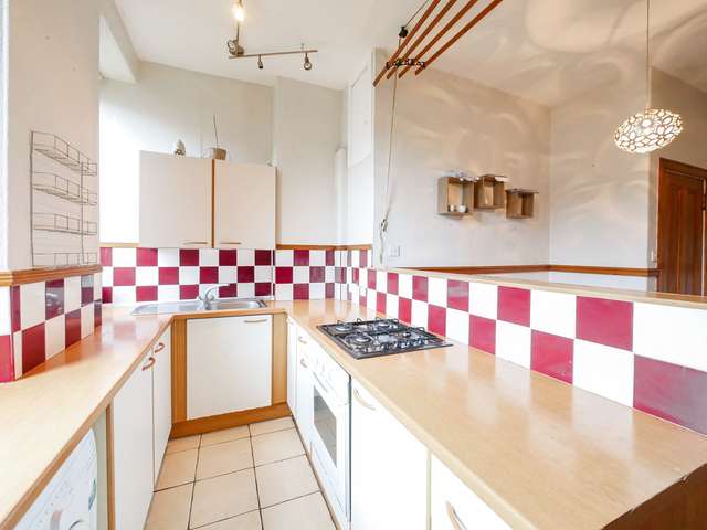 Apartment For Sale in Dundee, Scotland