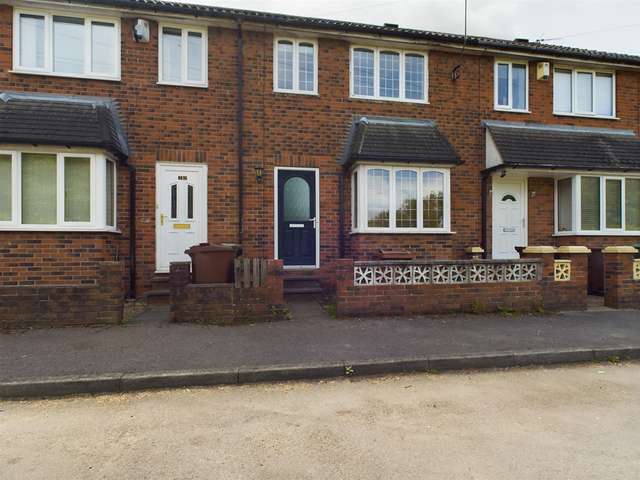 Terraced house For Sale in Wakefield, England
