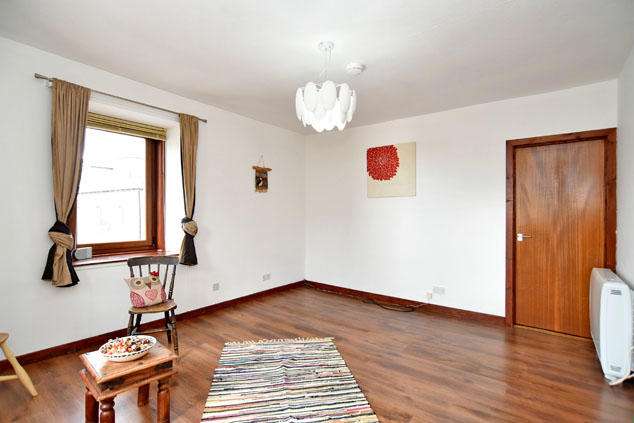 Flat For Rent in Montrose, Scotland