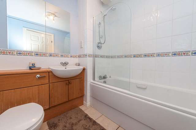 Flat For Rent in Stonehaven, Scotland