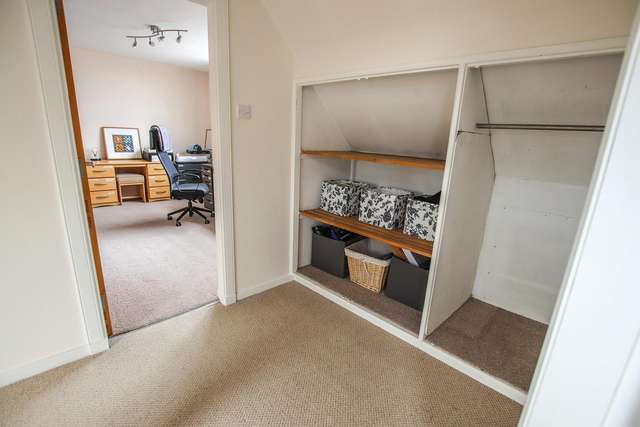 Flat For Rent in Huntly, Scotland