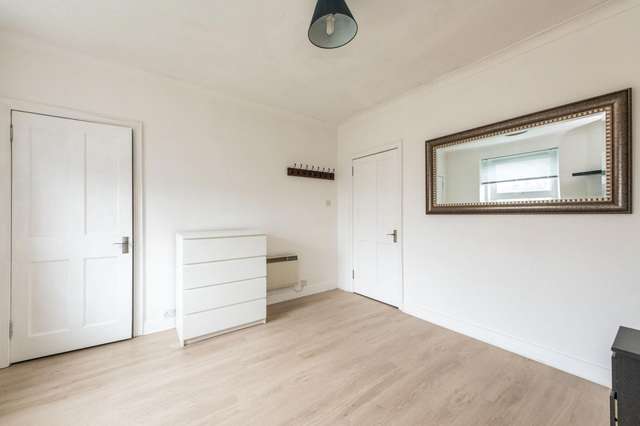 Flat For Rent in Stonehaven, Scotland