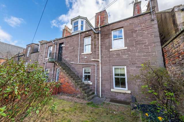 Flat For Rent in Montrose, Scotland