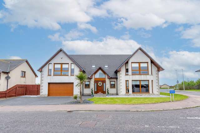 House For Rent in Peterhead, Scotland