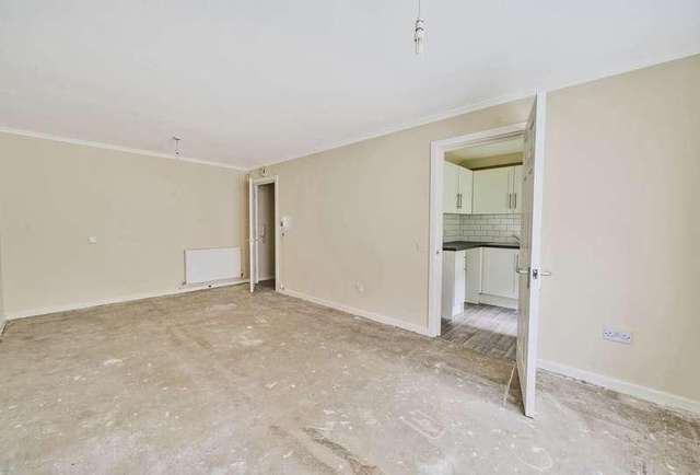 1 bed flat for sale