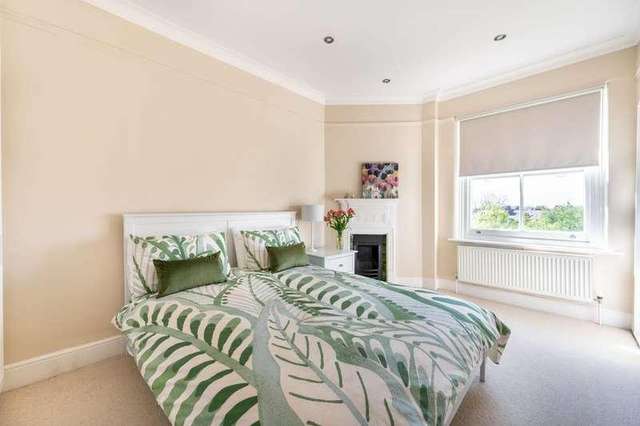 4 bed flat for sale