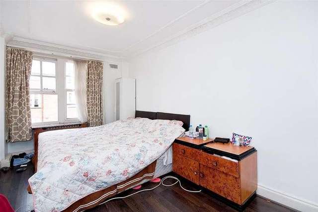 3 bed flat for sale