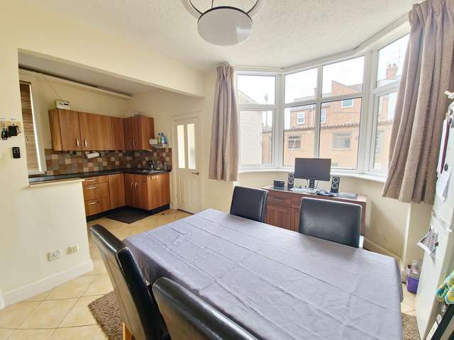 2 bedroom  End of terrace house
