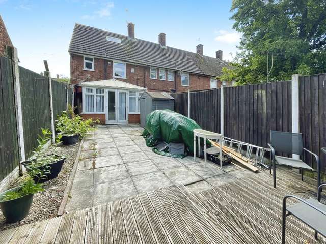 2 bedroom  End of terrace house