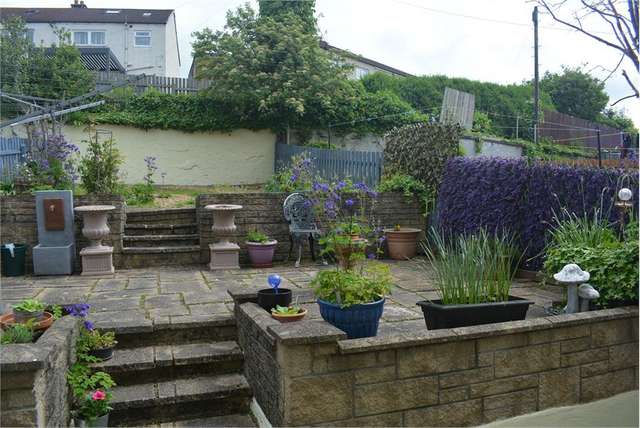 3 Bed House - Terraced with 1 Reception Room
