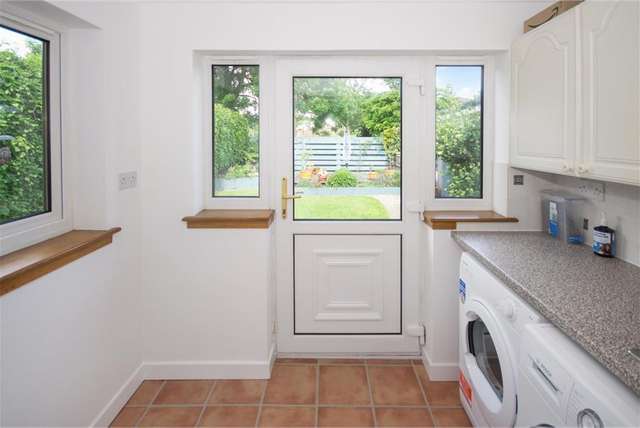 3 Bed House - Semi Detached with 2 Reception Rooms