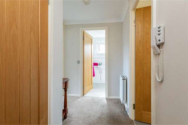 1 Bed Flat - Ground Floor with 1 Reception Room