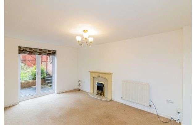 Rent 2 bedroom house in Sheffield