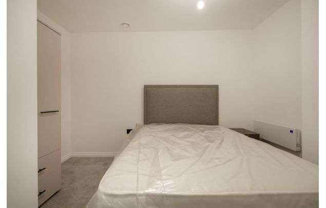 Rent 1 bedroom flat in Leeds