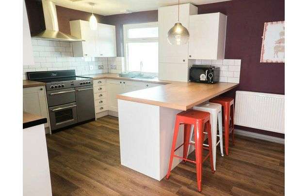 Rent 3 bedroom student apartment in   Sheffield