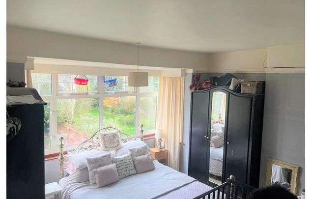 Rent 4 bedroom house in East Midlands