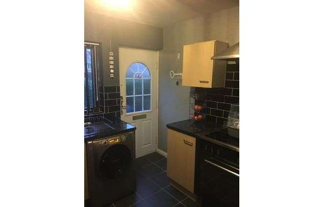 Rent 3 bedroom house in West Midlands