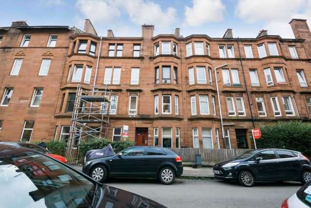 Flat to rent in Apsley Street, Partick, Glasgow G11