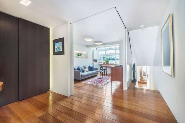 Flat for sale in Queens Gate Gardens, London SW7