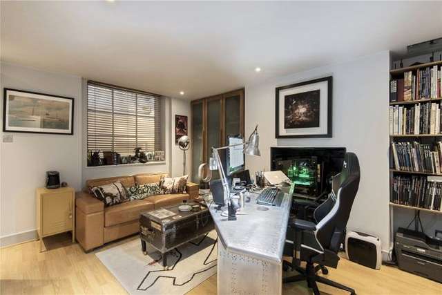 Flat for sale in Sydney Mews, Chelsea SW3