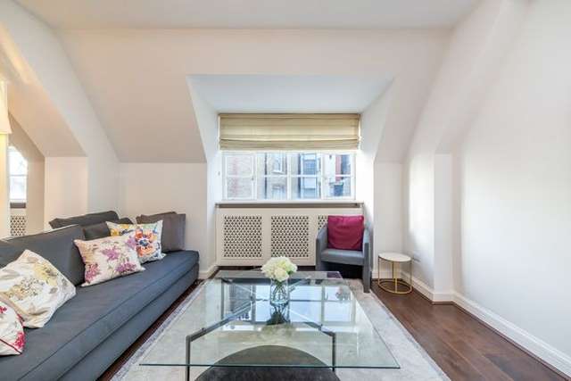 Flat to rent in Sloane Street, London SW1X