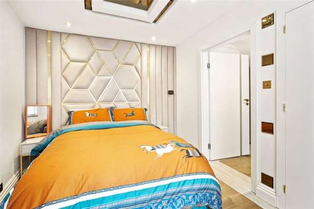 Mews house to rent in Cheval Place, Knightsbridge, London SW7