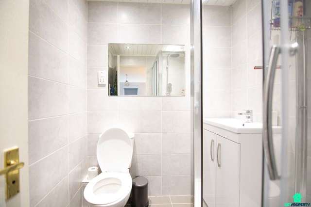 Flat for sale in St. Vincent Crescent, Glasgow G3