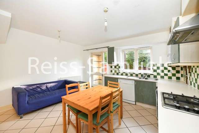 Terraced house to rent in Ferry Street, Isle Of Dogs, Docklands, London E14