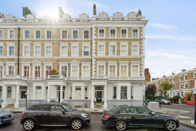 Maisonette to rent in Onslow Gardens, South Kensington, London SW7