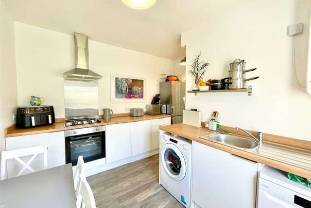 Flat for sale in Moorhouse Avenue, Knightswood, Glasgow G13