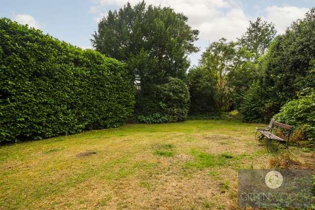 Bungalow for sale in Princes Way, London SW19