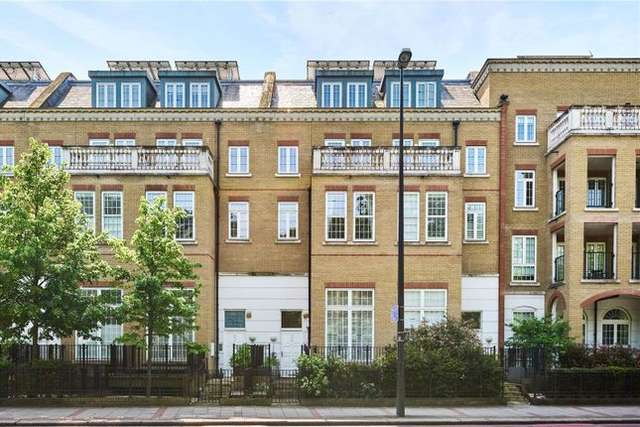Terraced house to rent in Upper Richmond Road, Putney, London SW15